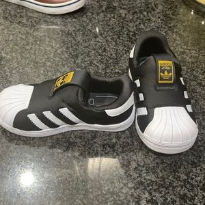Adidas Superstar US Boys 8 Toddler